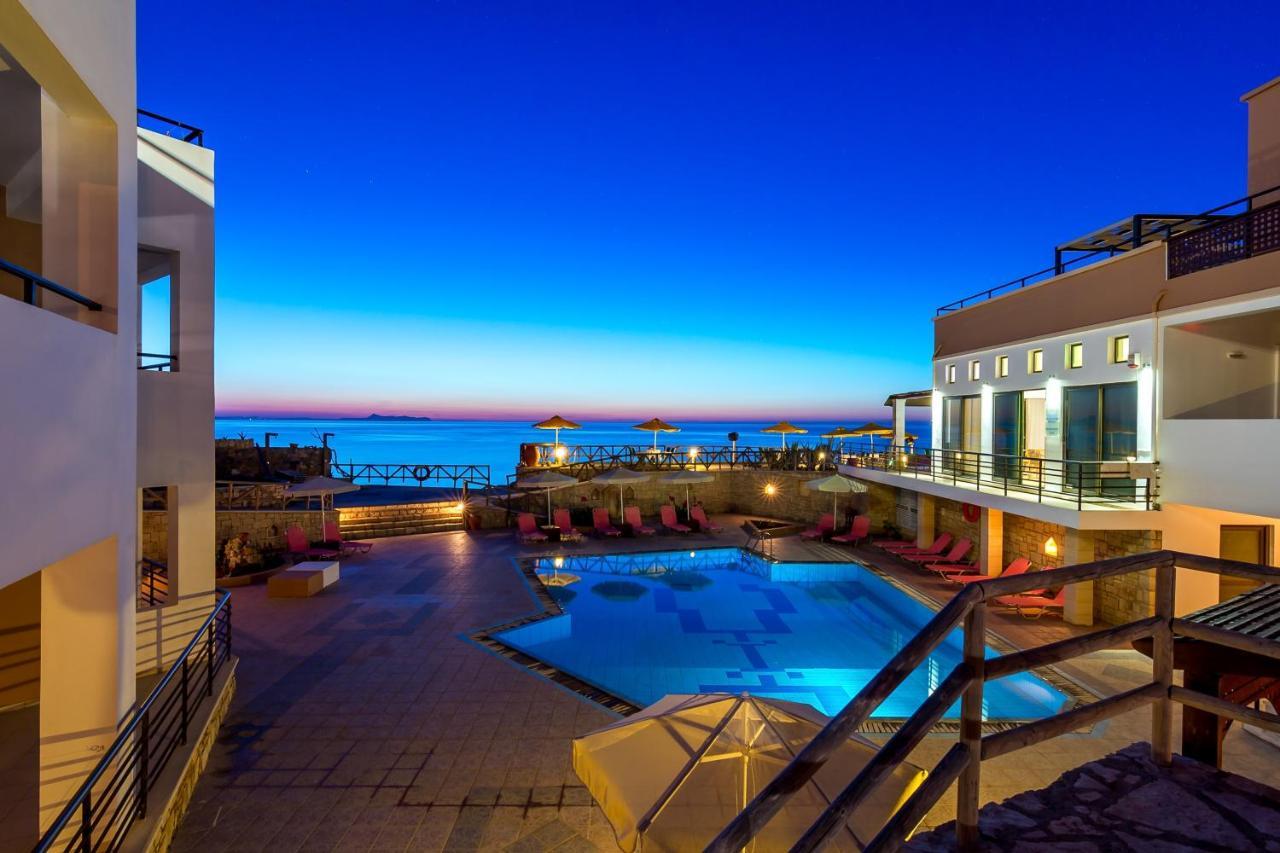 Alkionis Beach Hotel Apartments Sfáka Eksteriør billede