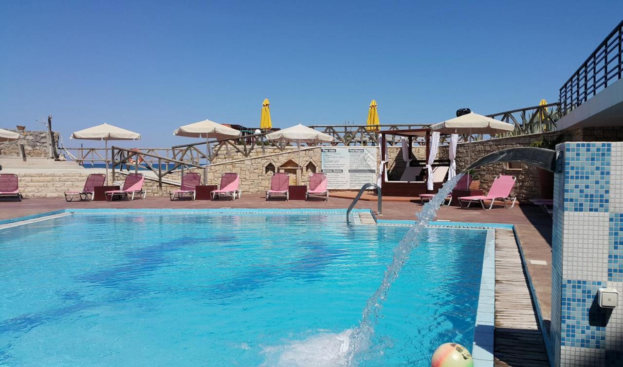 Alkionis Beach Hotel Apartments Sfáka Eksteriør billede