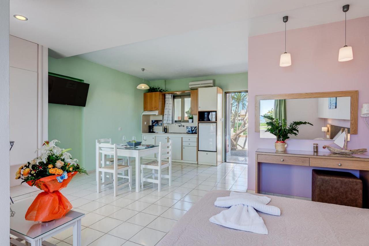 Alkionis Beach Hotel Apartments Sfáka Eksteriør billede